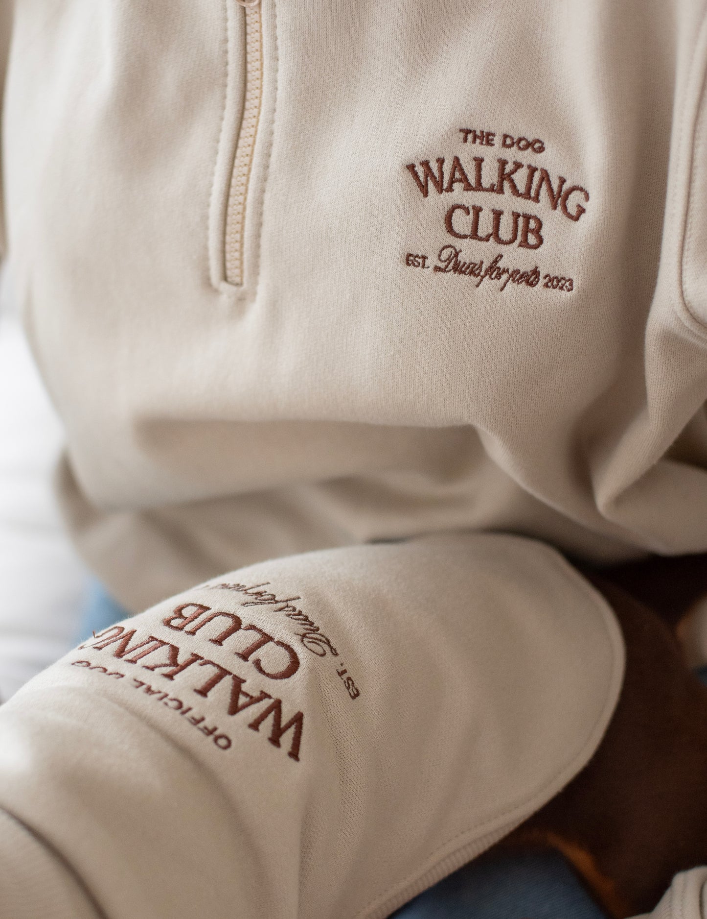 Walking Club Hoodie (para humanas)