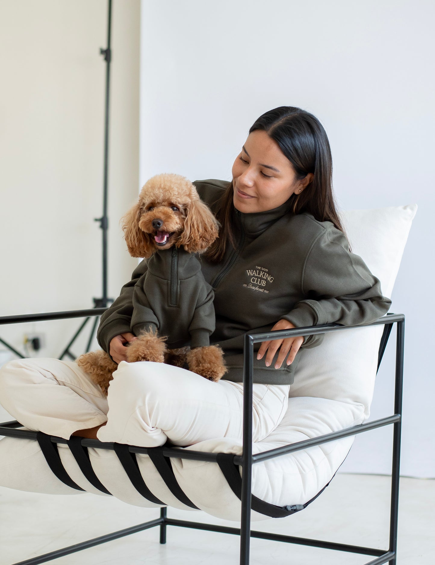Walking Club Hoodie (para humanas)