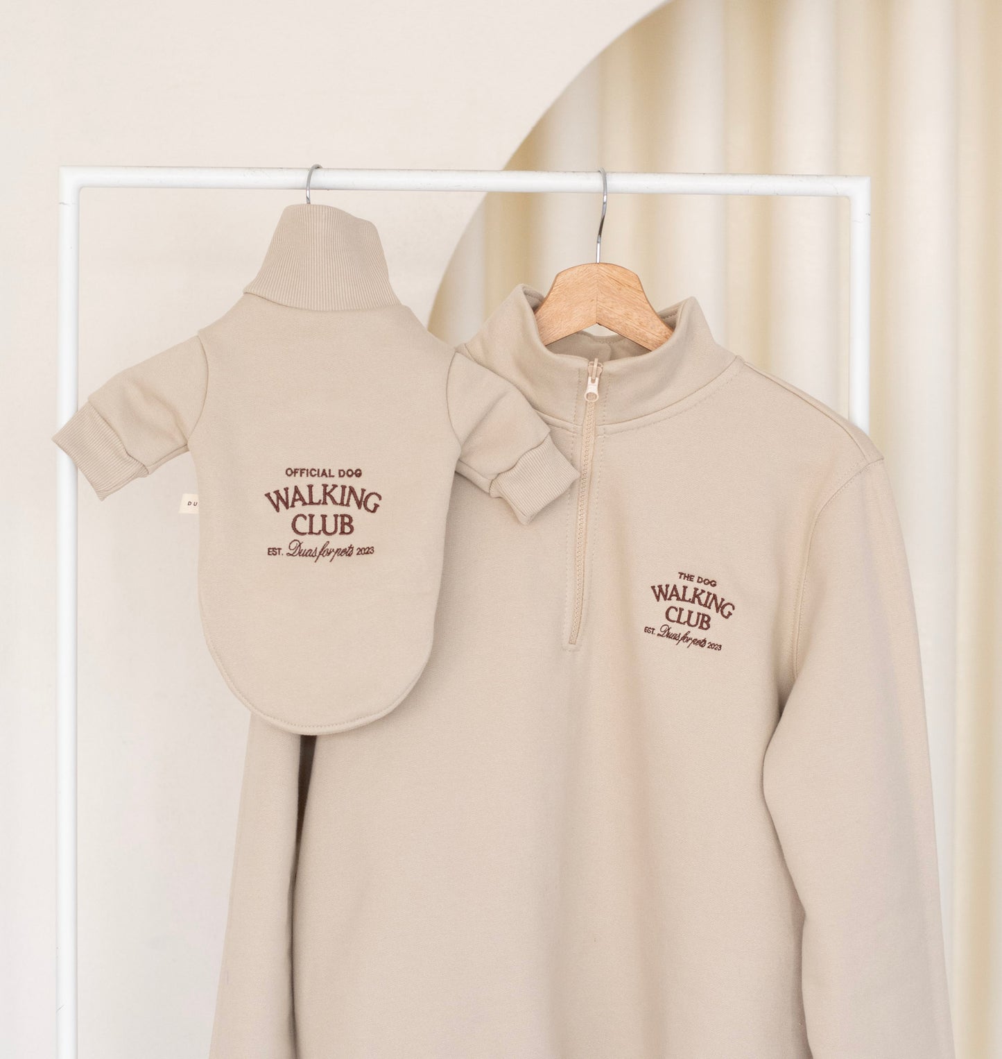 Walking Club Hoodie (para humanas)