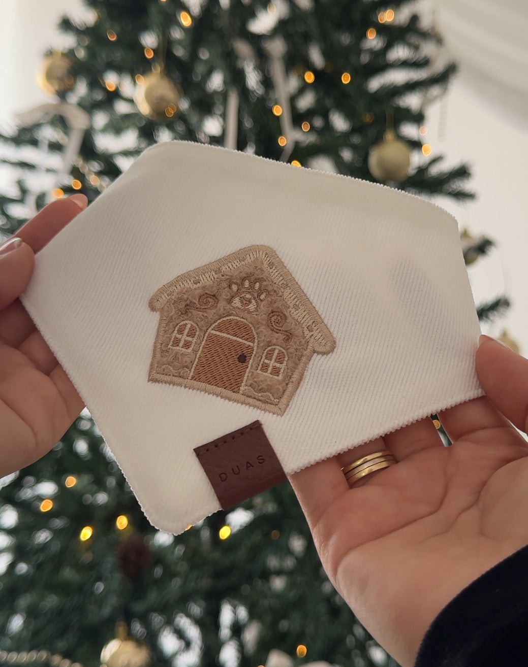 Bandana Gingerbread House